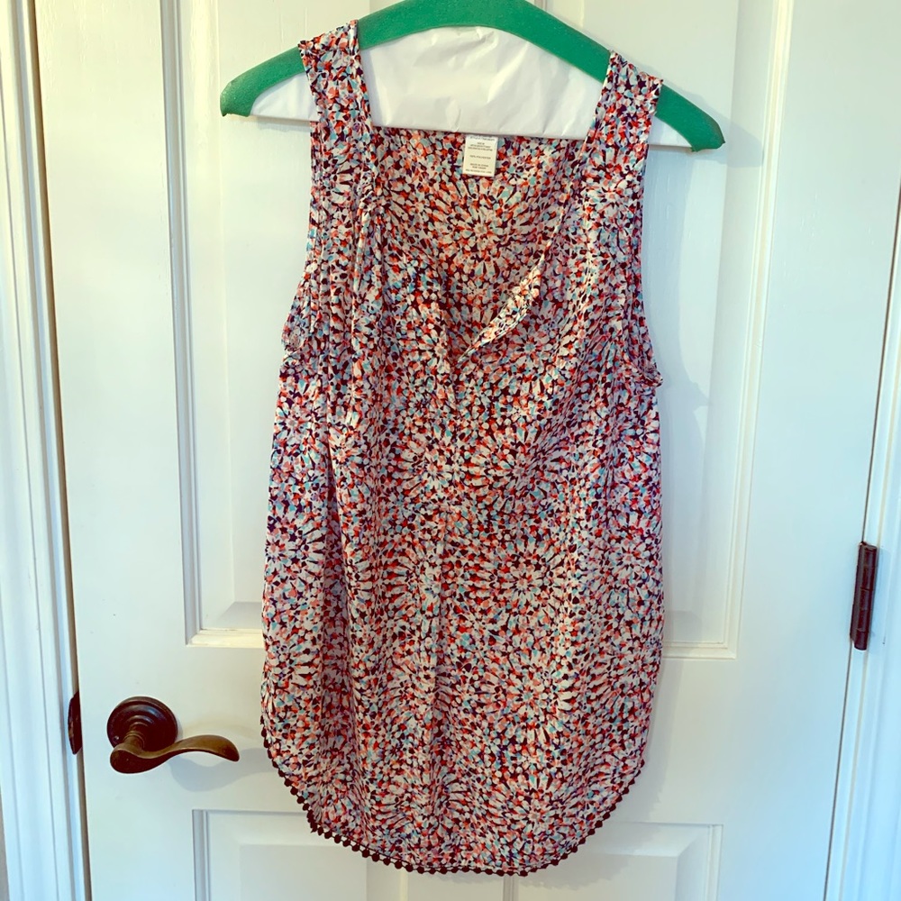 Three pink hearts white and navy floral tank top